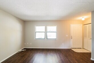 9359 Genna Trace Trail in Jacksonville, FL - Building Photo - Building Photo