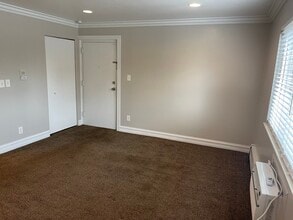 805 Plate St in Rochester, MI - Building Photo - Building Photo