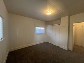 217 S 18th Ave in Yakima, WA - Building Photo - Building Photo