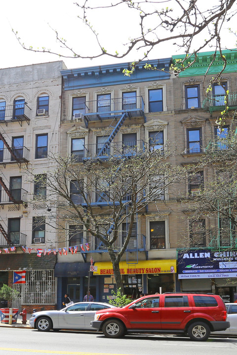 20 E 116th St in New York, NY - Building Photo