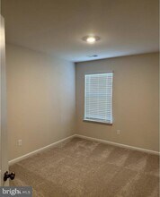 219 Centergate Dr in Charles Town, WV - Building Photo - Building Photo