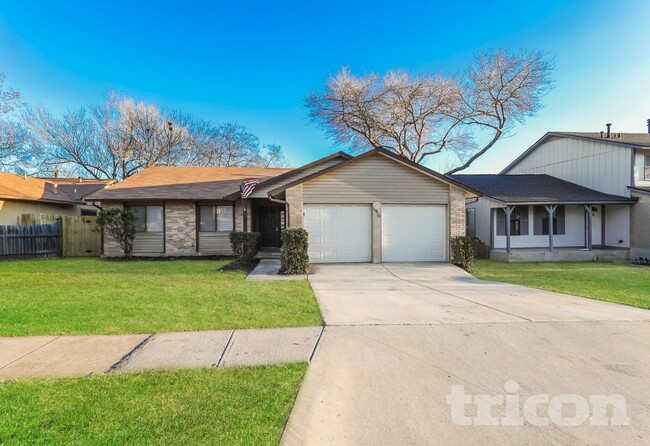 13923 Flairwood St in San Antonio, TX - Building Photo - Building Photo