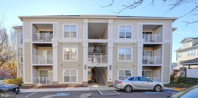 1001 Gaither Rd, Unit I in Rockville, MD - Building Photo - Building Photo