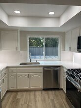 19158 Lahey St in Los Angeles, CA - Building Photo - Building Photo