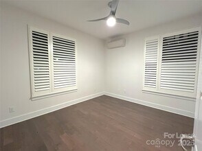 211 Doggett St in Charlotte, NC - Building Photo - Building Photo