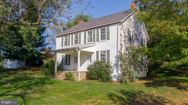 property at 1025 N Chatham Rd