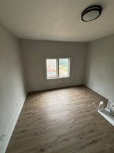 109 S Maple St in Hutchinson, KS - Building Photo - Building Photo