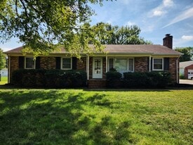 6339 Tammy Ln in Mechanicsville, VA - Building Photo