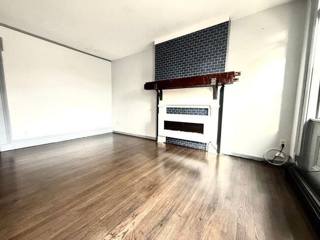 24 McDonald St in Saugerties, NY - Building Photo - Building Photo