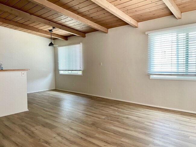 property at 121 24th Pl