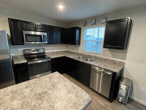 1203 Bent Willow Dr in Durham, NC - Building Photo - Building Photo