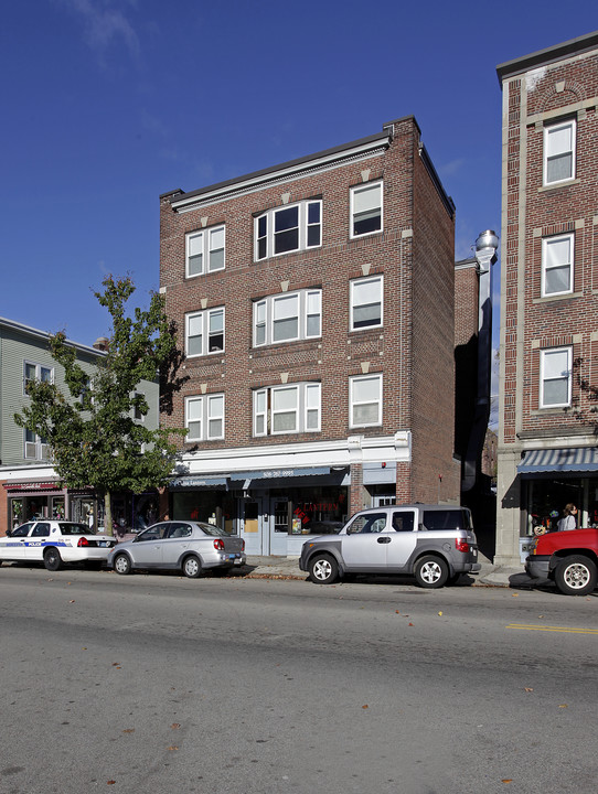 930 Main St in Worcester, MA - Foto de edificio