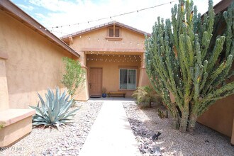 2006 E San Carlos Pl in Chandler, AZ - Building Photo - Building Photo