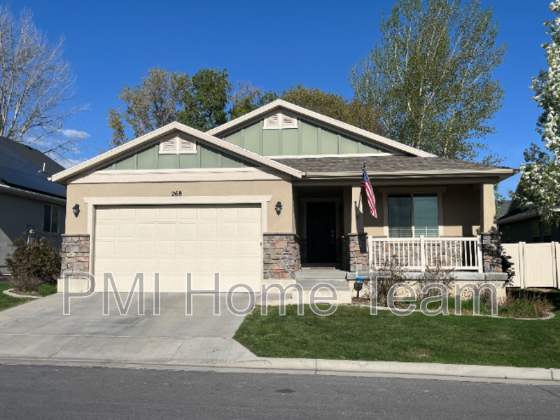 268 N 1075 W in Clearfield, UT - Building Photo