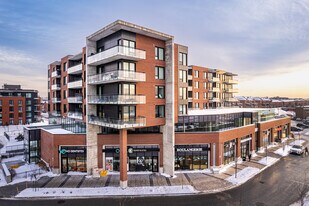 Faubourg Bois-Franc in Montréal, QC - Building Photo