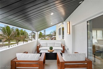 26427 Hickory Blvd in Bonita Springs, FL - Building Photo - Building Photo