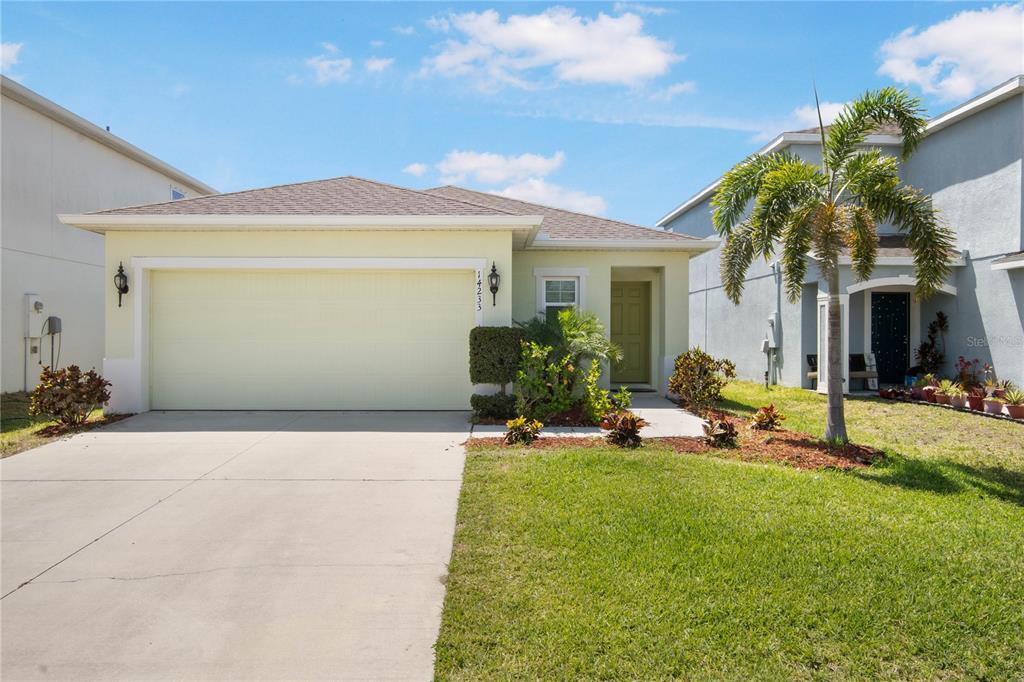 14233 Poke Ridge Dr in Riverview, FL - Building Photo