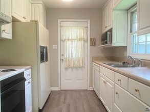 104 Merlin St in Warner Robins, GA - Building Photo - Building Photo
