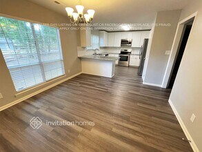 7500 Little Fox Ln in Charlotte, NC - Building Photo - Building Photo