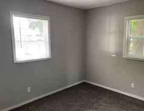 15 Sherwood Ct in Champaign, IL - Building Photo - Building Photo