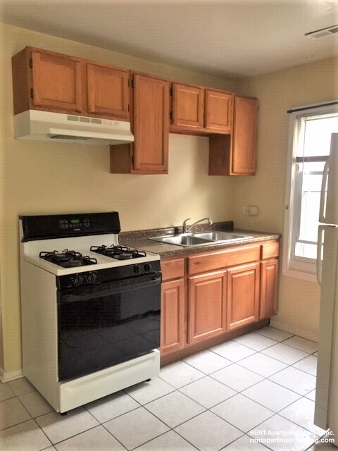 4148 N Central Park Ave in Chicago, IL - Foto de edificio - Building Photo