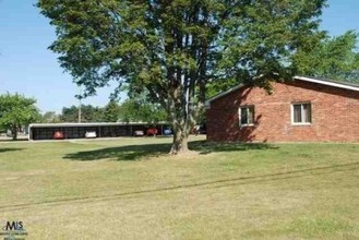 2738 Golf Course Rd in Marlette, MI - Building Photo - Building Photo