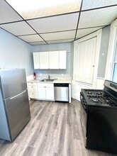 557 3rd St in Pitcairn, PA - Building Photo - Building Photo