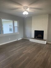 9 Guilford Dr in Springfield, IL - Building Photo - Building Photo