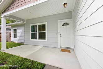 1168 Wycoff Ave in Jacksonville, FL - Building Photo - Building Photo