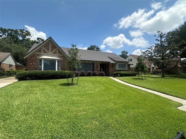 12718 Taylorcrest Rd in Houston, TX - Building Photo - Building Photo