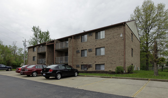 Putter Apartments in Cincinnati, OH - Building Photo - Building Photo