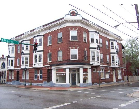 101-105 E Washington St in Hagerstown, MD - Building Photo - Building Photo