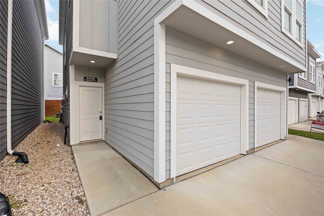 4938 Paradigm Ln in Spring, TX - Building Photo