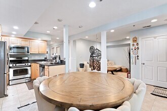 1867 Beacon St in Brookline, MA - Building Photo - Building Photo