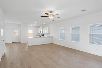 120 Paria Ct in Jarrell, TX - Building Photo - Building Photo