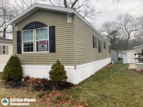 9 Finch St in Browns Mills, NJ - Building Photo - Building Photo