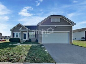 337 Karst Cir in Ashville, OH - Building Photo