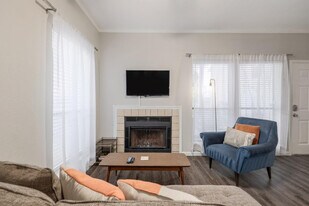 802 S 1st St, Unit SI ID1054235P in Austin, TX - Building Photo