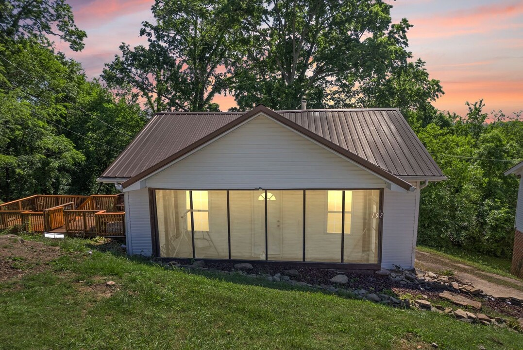 107 Padgett St in Corbin, KY - Foto de edificio