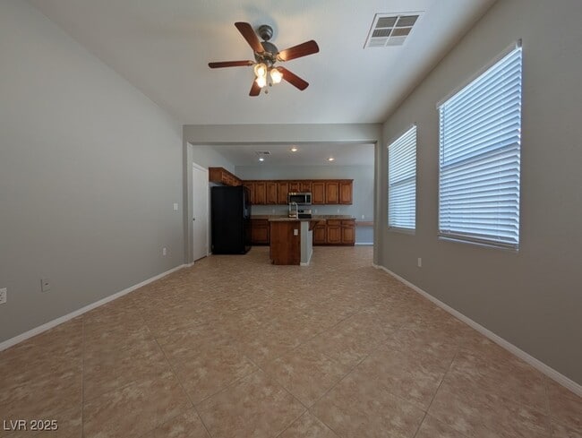 8560 Barkeria Ct in Las Vegas, NV - Building Photo - Building Photo