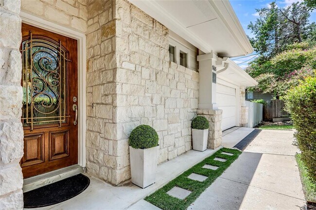 5605 Creek Meadows Cove in Austin, TX - Building Photo - Building Photo