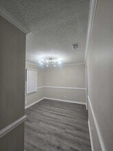 595 Winding Creek Rd in Fayetteville, NC - Foto de edificio - Building Photo