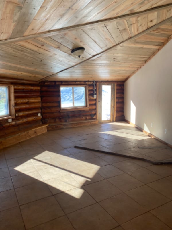 property at 40 Picnic Gulch