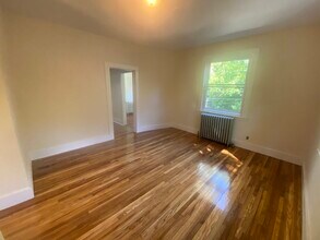 75 Peter Parley Rd, Unit 2 in Boston, MA - Building Photo - Building Photo