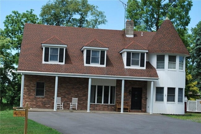 property at 25 Hathorn Rd