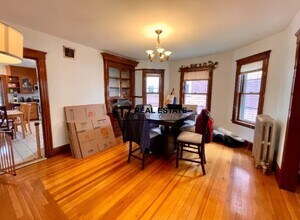 449 Broadway in Somerville, MA - Building Photo - Building Photo