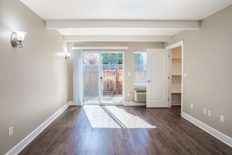 Ramblewood Apartments in Fremont, CA - Foto de edificio - Interior Photo