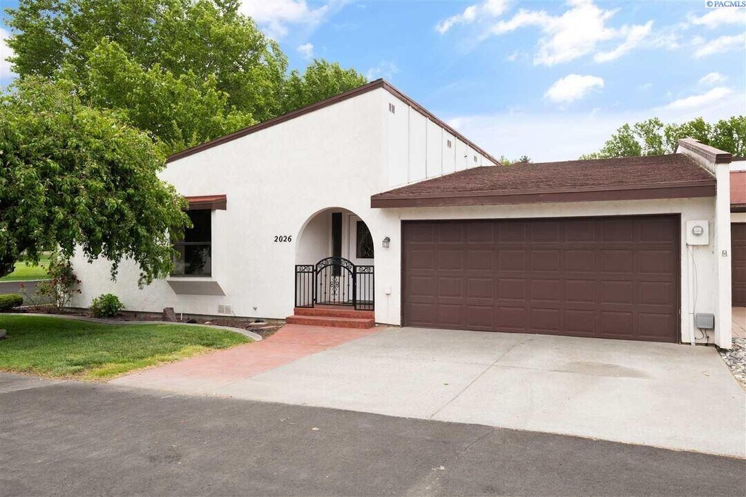 2026 Venturi Ct in Richland, WA - Building Photo