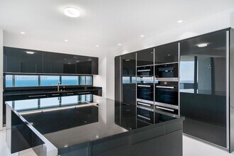 18555 Collins Ave, Unit 2801 in Sunny Isles Beach, FL - Building Photo - Building Photo