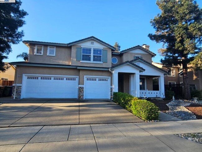 1428 Legend Ln